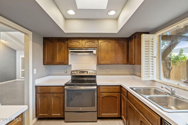 1341 E GARDENIA Drive, Phoenix, AZ 85020