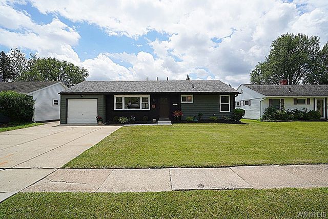 1733 Leah Drive, North Tonawanda, NY 14120