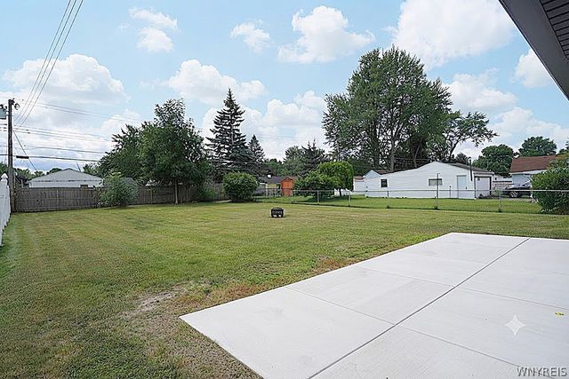 1733 Leah Drive, North Tonawanda, NY 14120