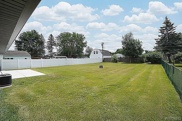 1733 Leah Drive, North Tonawanda, NY 14120