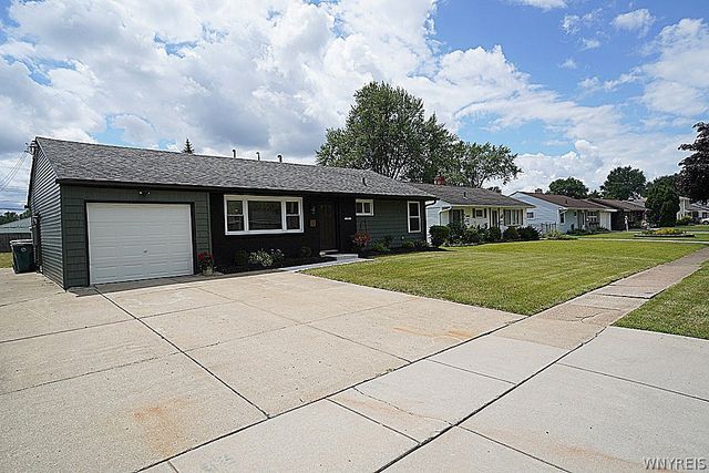 1733 Leah Drive, North Tonawanda, NY 14120