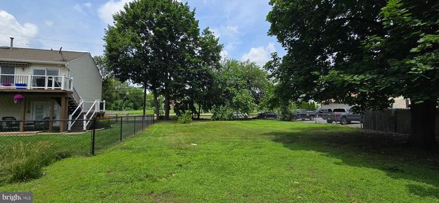 845 BORDENTOWN RD, Burlington, NJ 08016