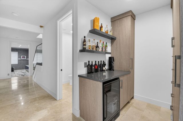 19787 Oakbrook Circle, Boca Raton, FL 33434