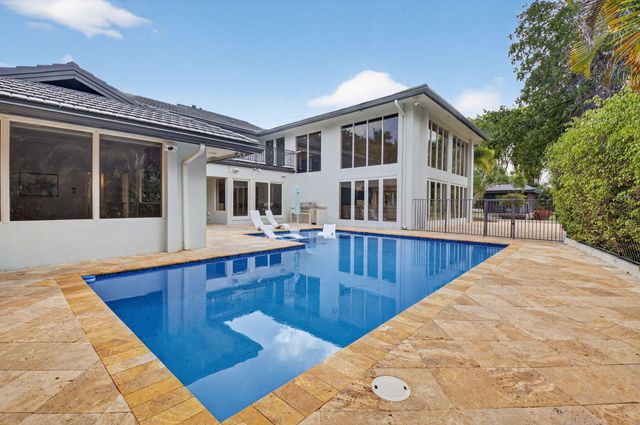 19787 Oakbrook Circle, Boca Raton, FL 33434