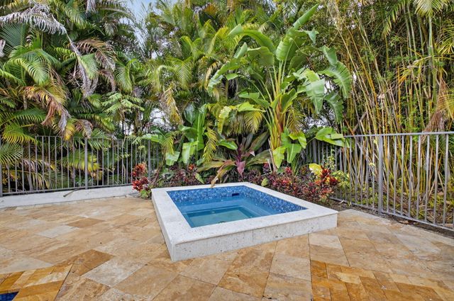 19787 Oakbrook Circle, Boca Raton, FL 33434