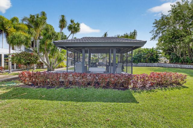 19787 Oakbrook Circle, Boca Raton, FL 33434