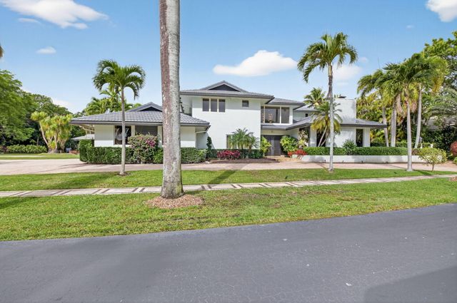 19787 Oakbrook Circle, Boca Raton, FL 33434