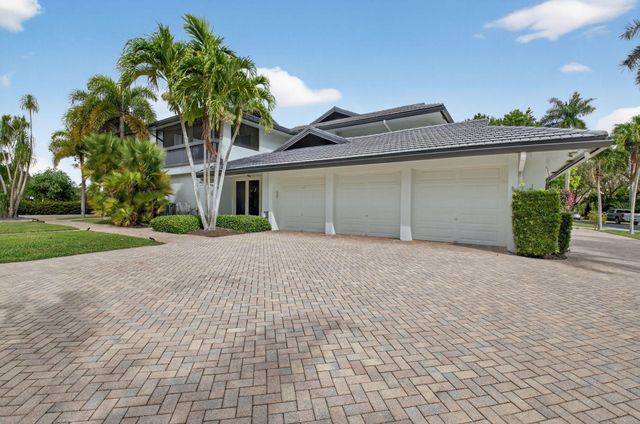 19787 Oakbrook Circle, Boca Raton, FL 33434