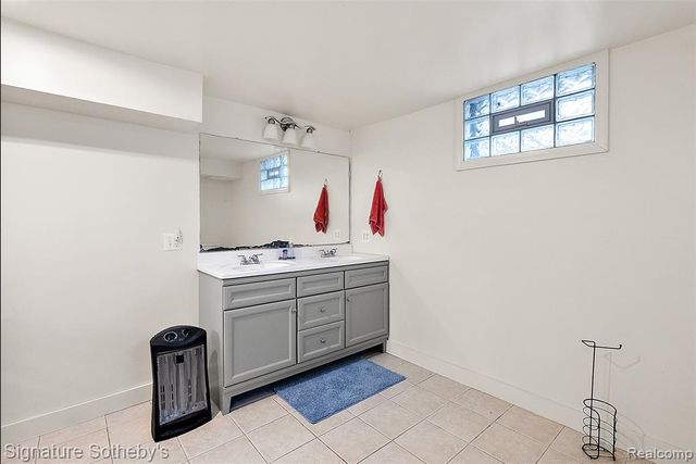 1136 Michigan Avenue, Ann Arbor, MI 48104