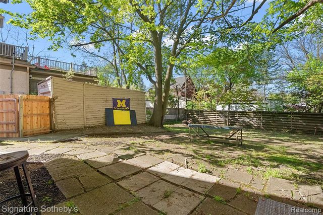 1136 Michigan Avenue, Ann Arbor, MI 48104