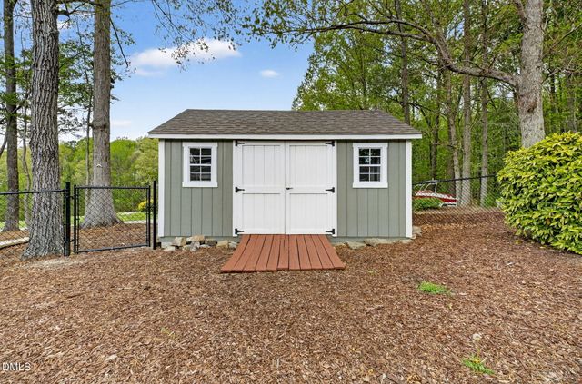 30 Ray Avenue, Zebulon, NC 27597