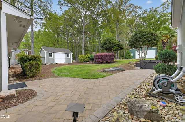 30 Ray Avenue, Zebulon, NC 27597