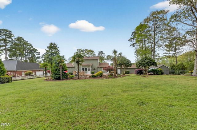 30 Ray Avenue, Zebulon, NC 27597