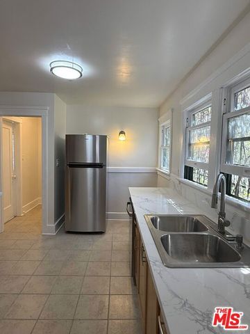 1665 Golden Gate Avenue, Los Angeles, CA 90026