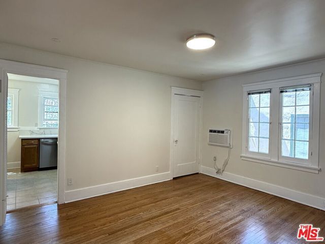 1665 Golden Gate Avenue, Los Angeles, CA 90026