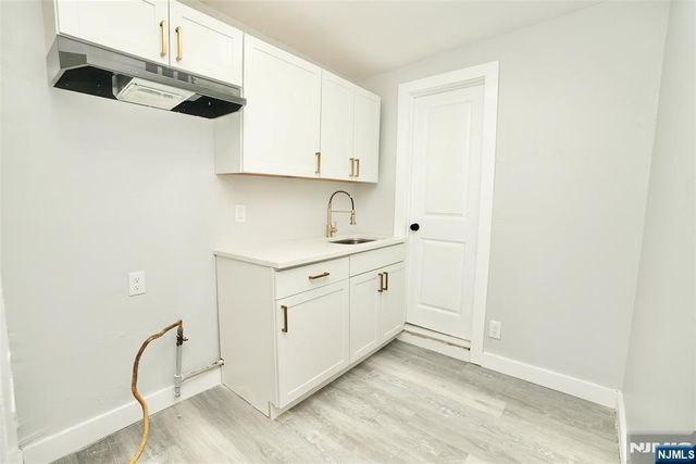 83 Jay Street, Newark, NJ 07103