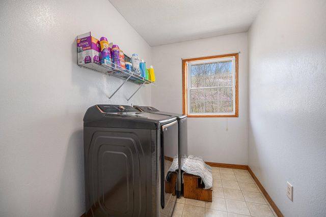 70219 S River Road, Porter Twp, MI 49099