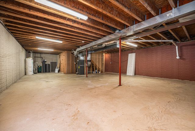 70219 S River Road, Porter Twp, MI 49099