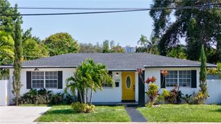 1298 NE 199th St, Miami, FL 33179