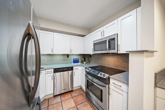 2870 Pharr Court NW 506, Atlanta, GA 30305
