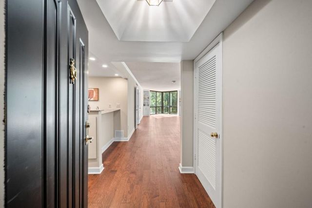 2870 Pharr Court NW 506, Atlanta, GA 30305
