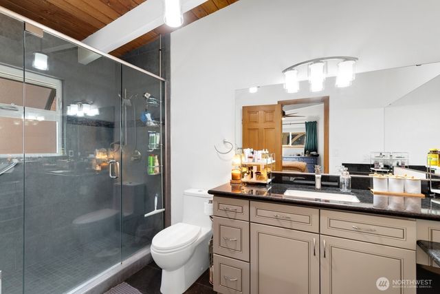 11123 34th Place SW, Seattle, WA 98146
