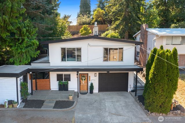11123 34th Place SW, Seattle, WA 98146