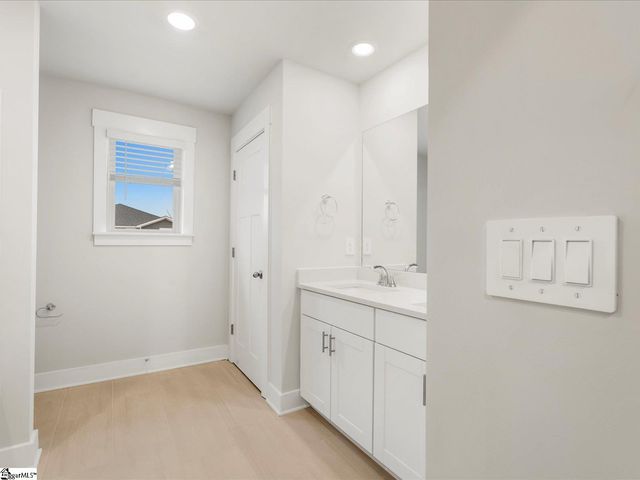 115 Blooming Meadow Road, Piedmont, SC 29673