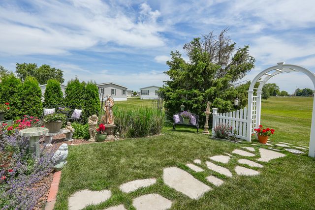 48 Norway Drive, Manteno, IL 60950
