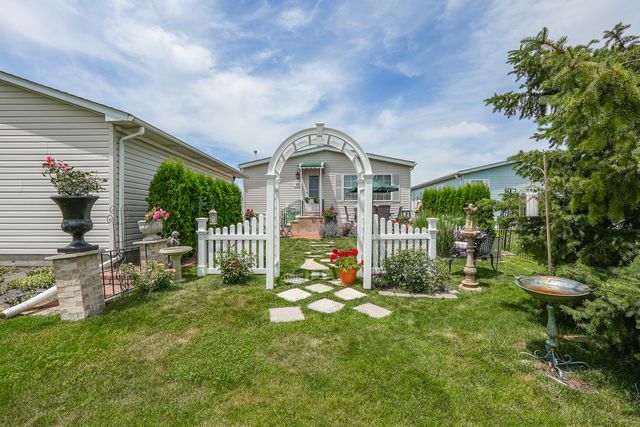48 Norway Drive, Manteno, IL 60950