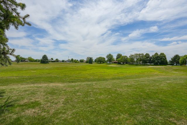48 Norway Drive, Manteno, IL 60950