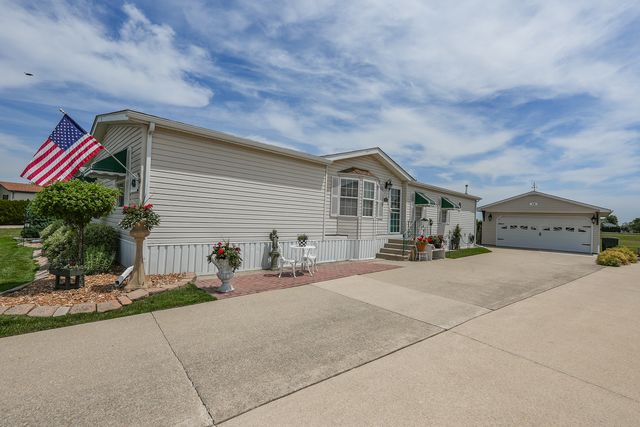 48 Norway Drive, Manteno, IL 60950