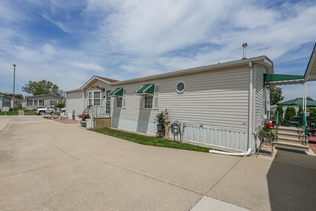 48 Norway Drive, Manteno, IL 60950
