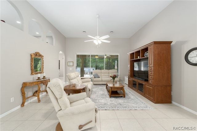 4060 S Kenvera Loop, Inverness, FL 34450