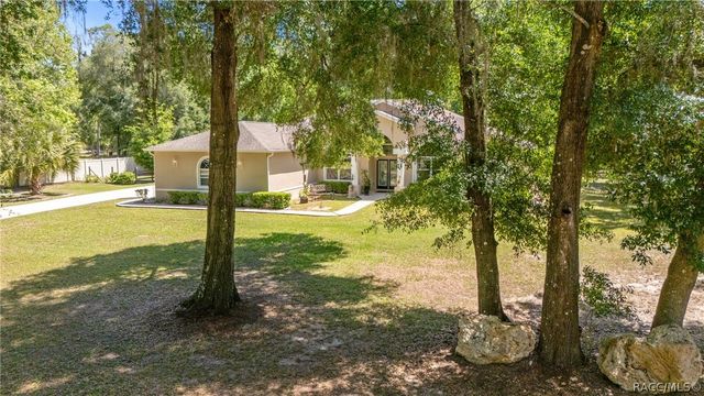 4060 S Kenvera Loop, Inverness, FL 34450