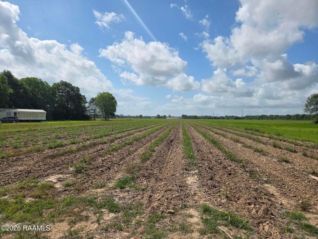 1000 Sidney Charles Road, Opelousas, LA 70570