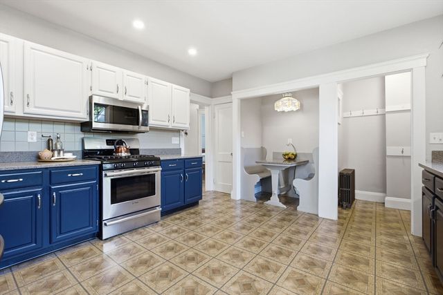 79 Orange Street, Reading, MA 01867