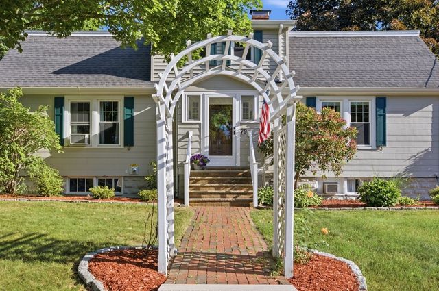 79 Orange Street, Reading, MA 01867