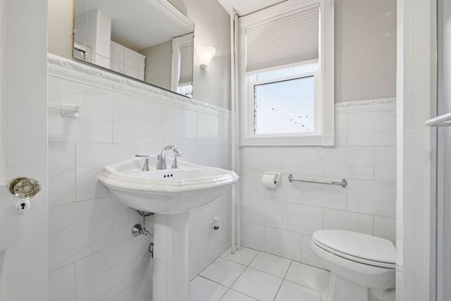 79 Orange Street, Reading, MA 01867