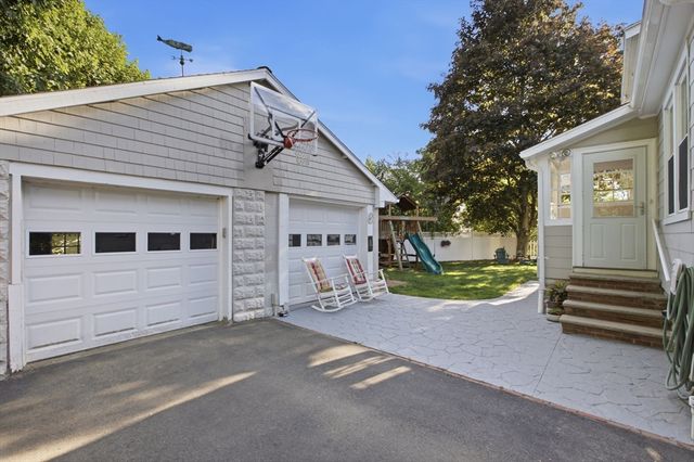 79 Orange Street, Reading, MA 01867