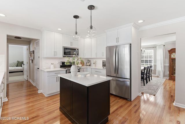 3 Jeremy Way, Old Bridge, NJ 08857