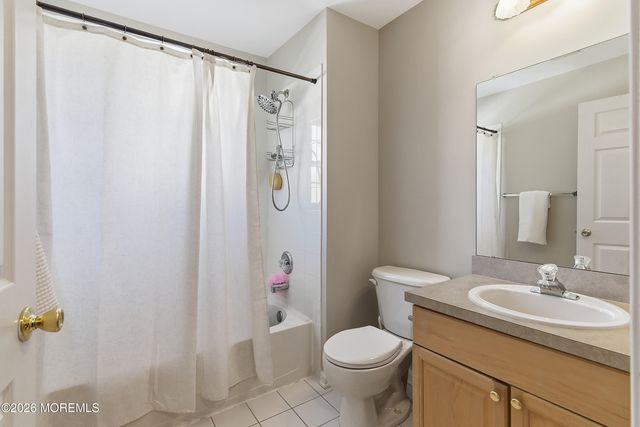 3 Jeremy Way, Old Bridge, NJ 08857