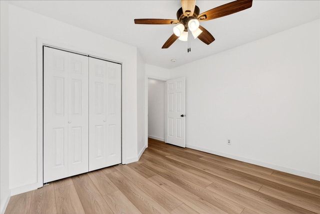 120 Old Saybrook Road, North Charleston, SC 29418