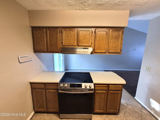 809 Autumn Leaves Court, Wilmington, NC 28411