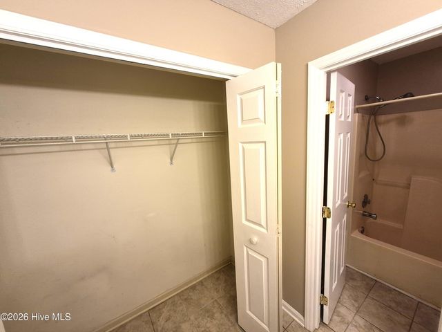 809 Autumn Leaves Court, Wilmington, NC 28411