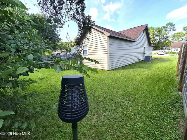 809 Autumn Leaves Court, Wilmington, NC 28411