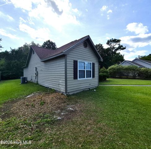 809 Autumn Leaves Court, Wilmington, NC 28411