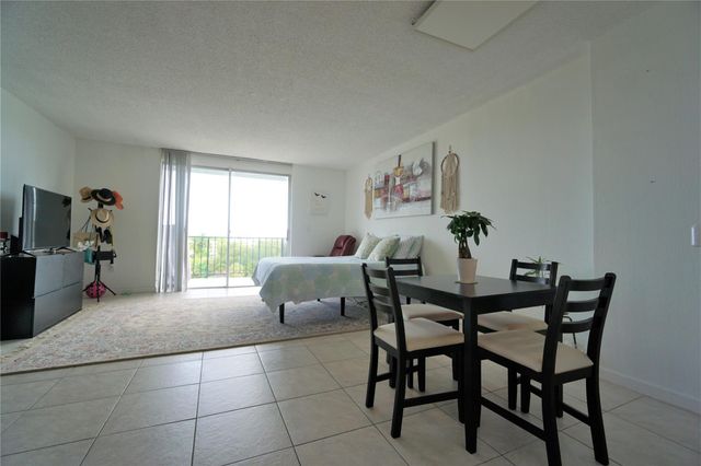12500 NE 15TH Avenue 614, North Miami, FL 33161