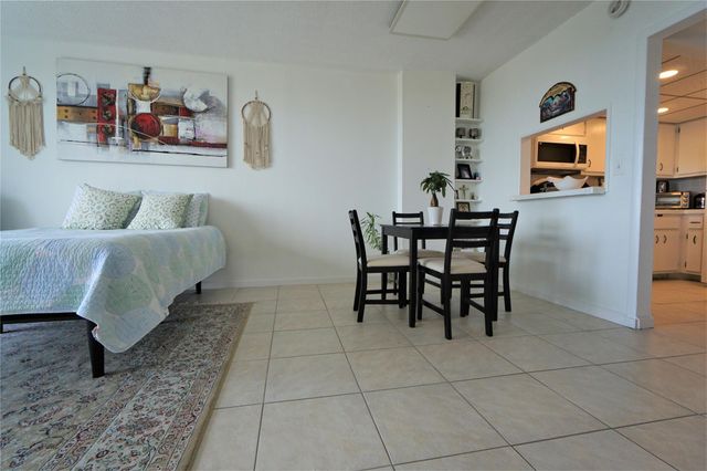 12500 NE 15TH Avenue 614, North Miami, FL 33161