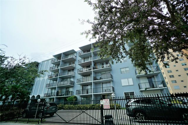 12500 NE 15TH Avenue 614, North Miami, FL 33161